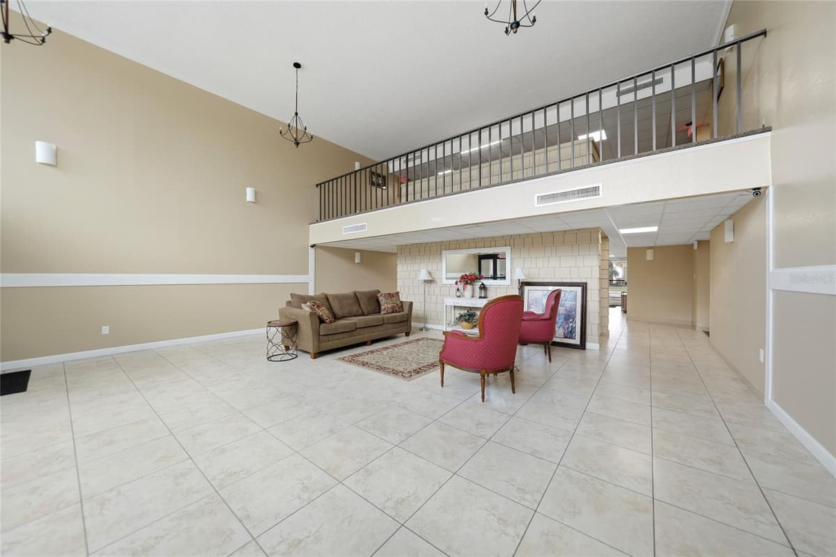 2300 AARON STREET — photo 37 of 42