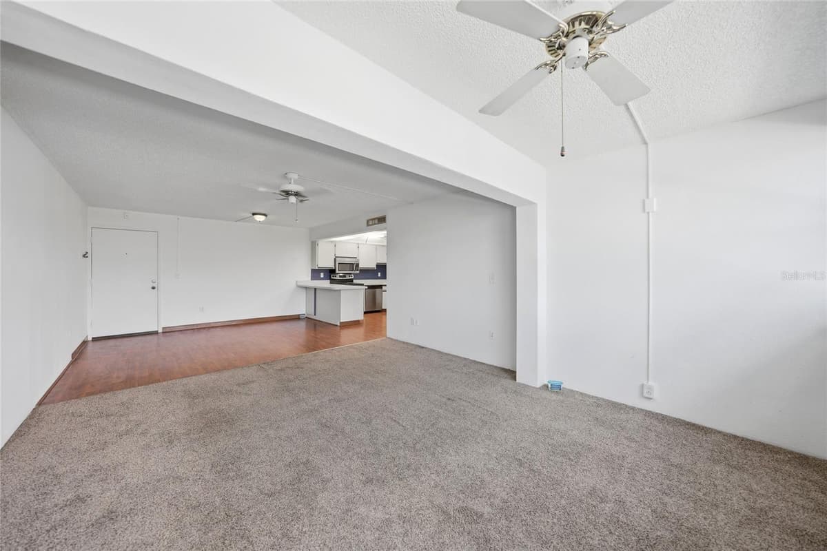 2300 AARON STREET — photo 6 of 42
