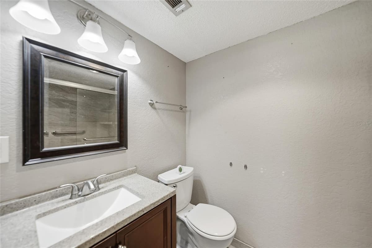2300 AARON STREET — photo 21 of 42