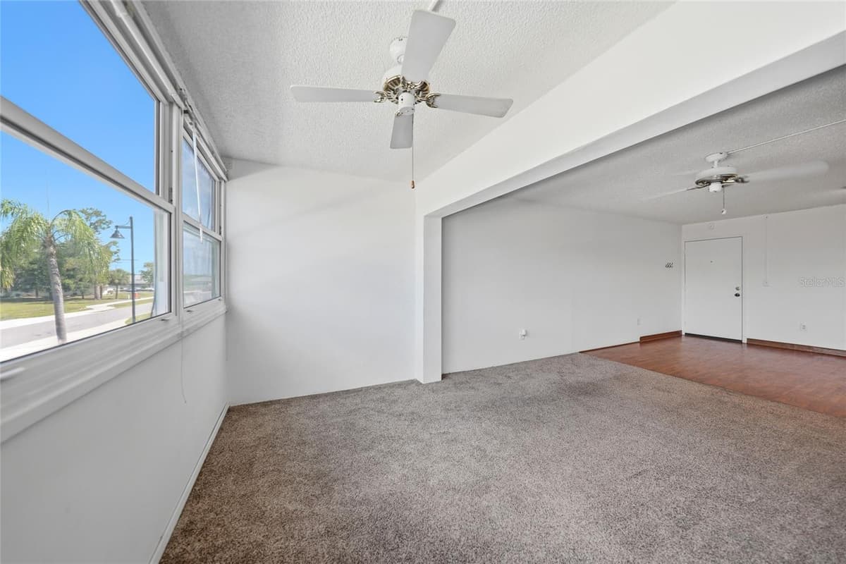 2300 AARON STREET — photo 4 of 42