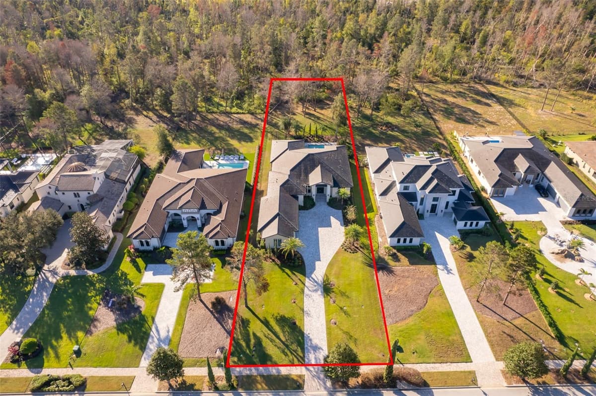 15144 PENDIO DRIVE — photo 45 of 60