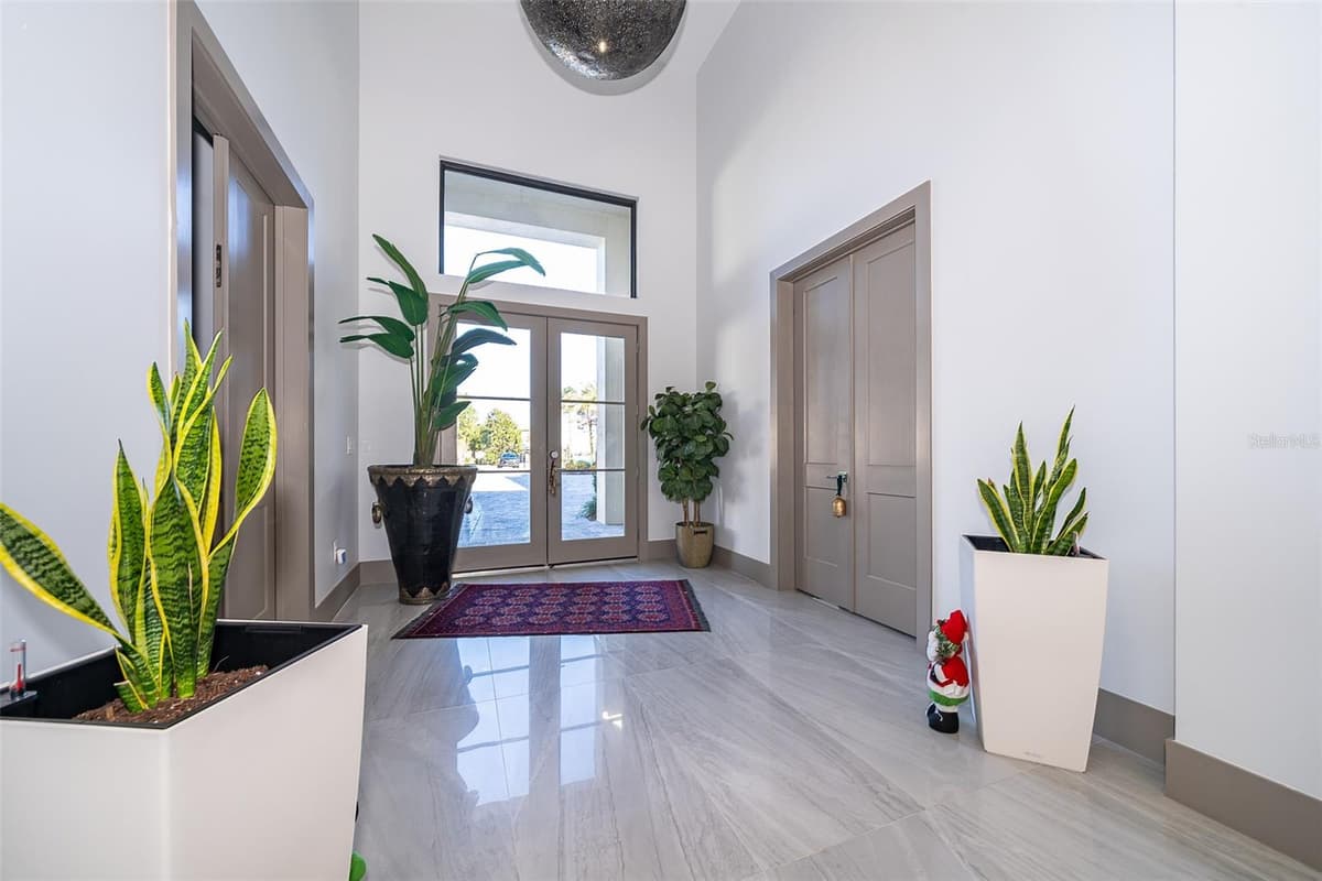 15144 PENDIO DRIVE — photo 6 of 60