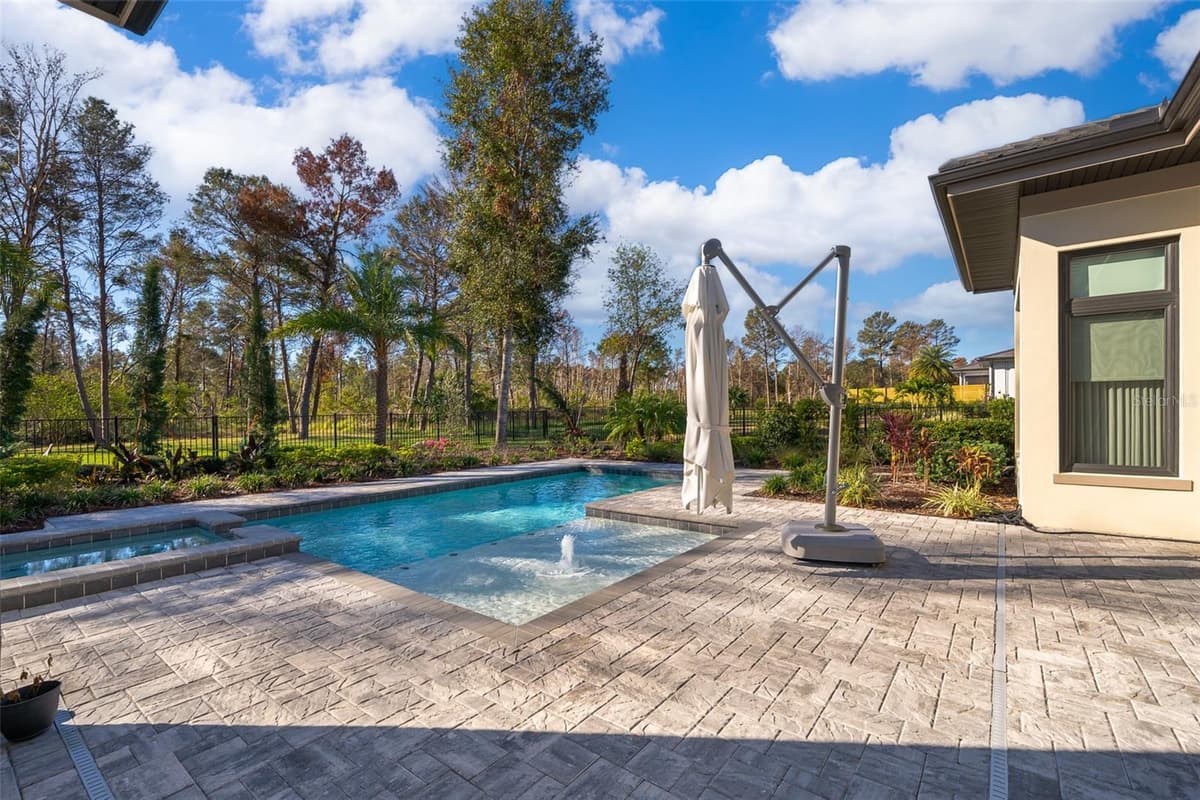 15144 PENDIO DRIVE — photo 38 of 60