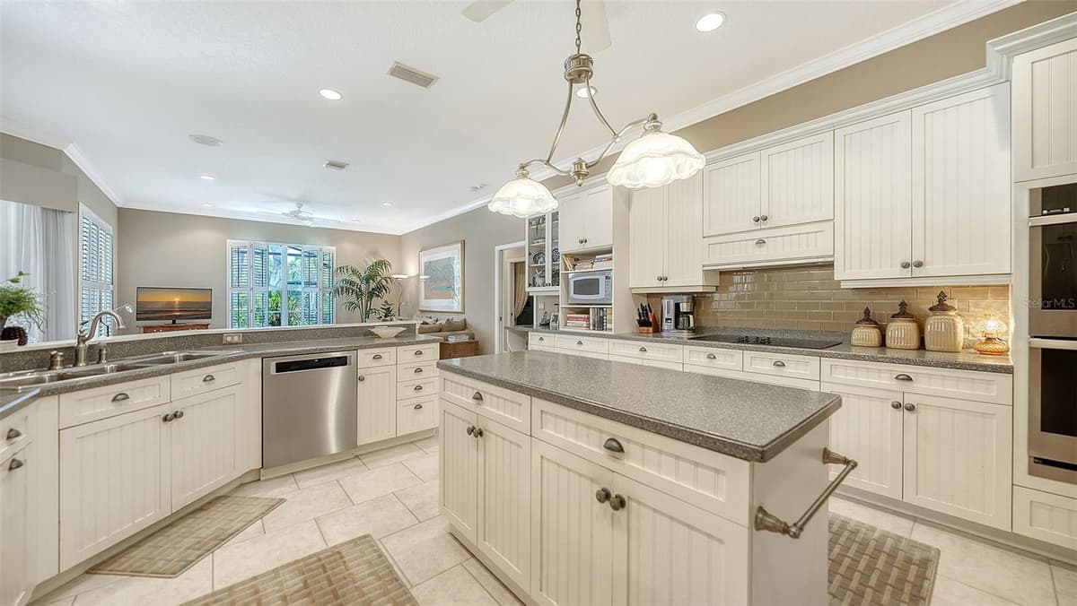 756 VANDERBILT DRIVE — photo 28 of 80