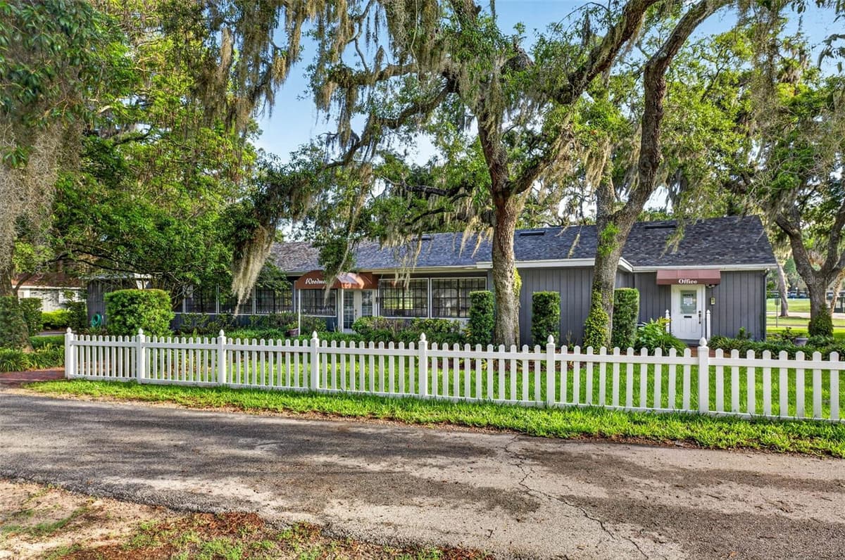 11004 THERESA ARBOR DRIVE — photo 90 of 95