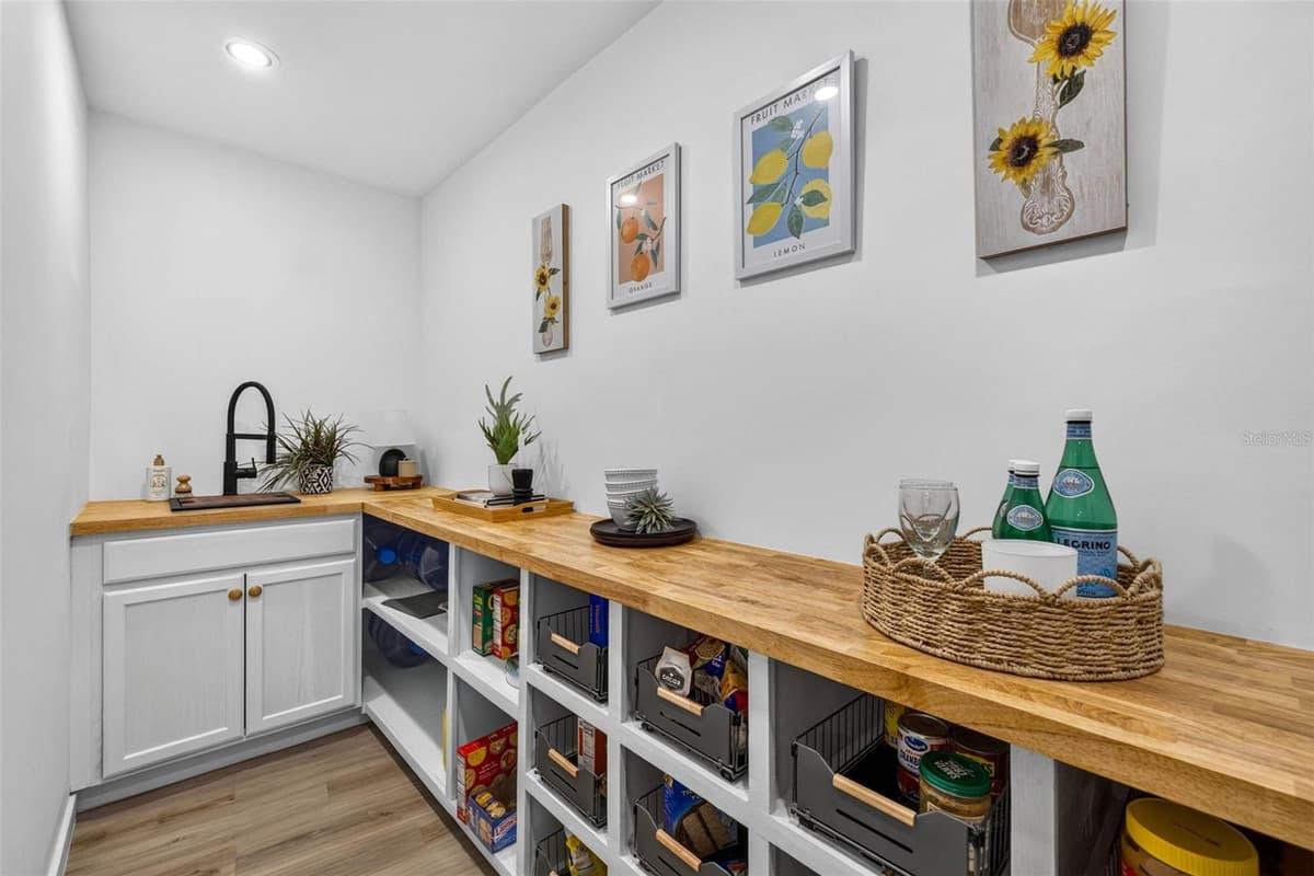 11004 THERESA ARBOR DRIVE — photo 36 of 95