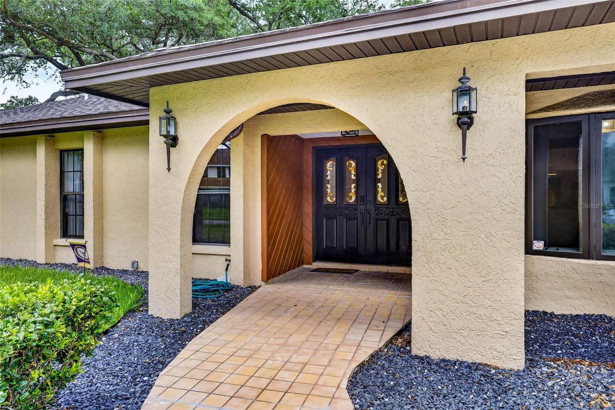 11004 THERESA ARBOR DRIVE — photo 3 of 95