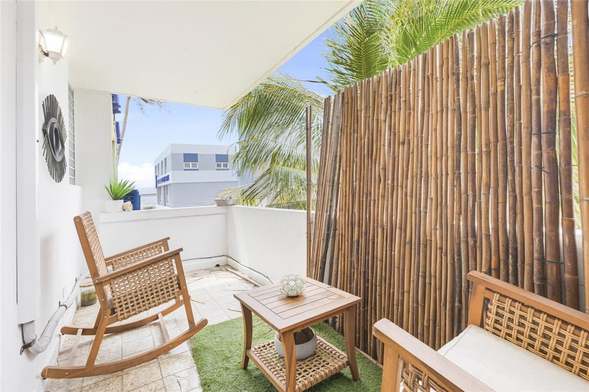 10 CALLE COVALLE GANDIA STREET — photo 10 of 28