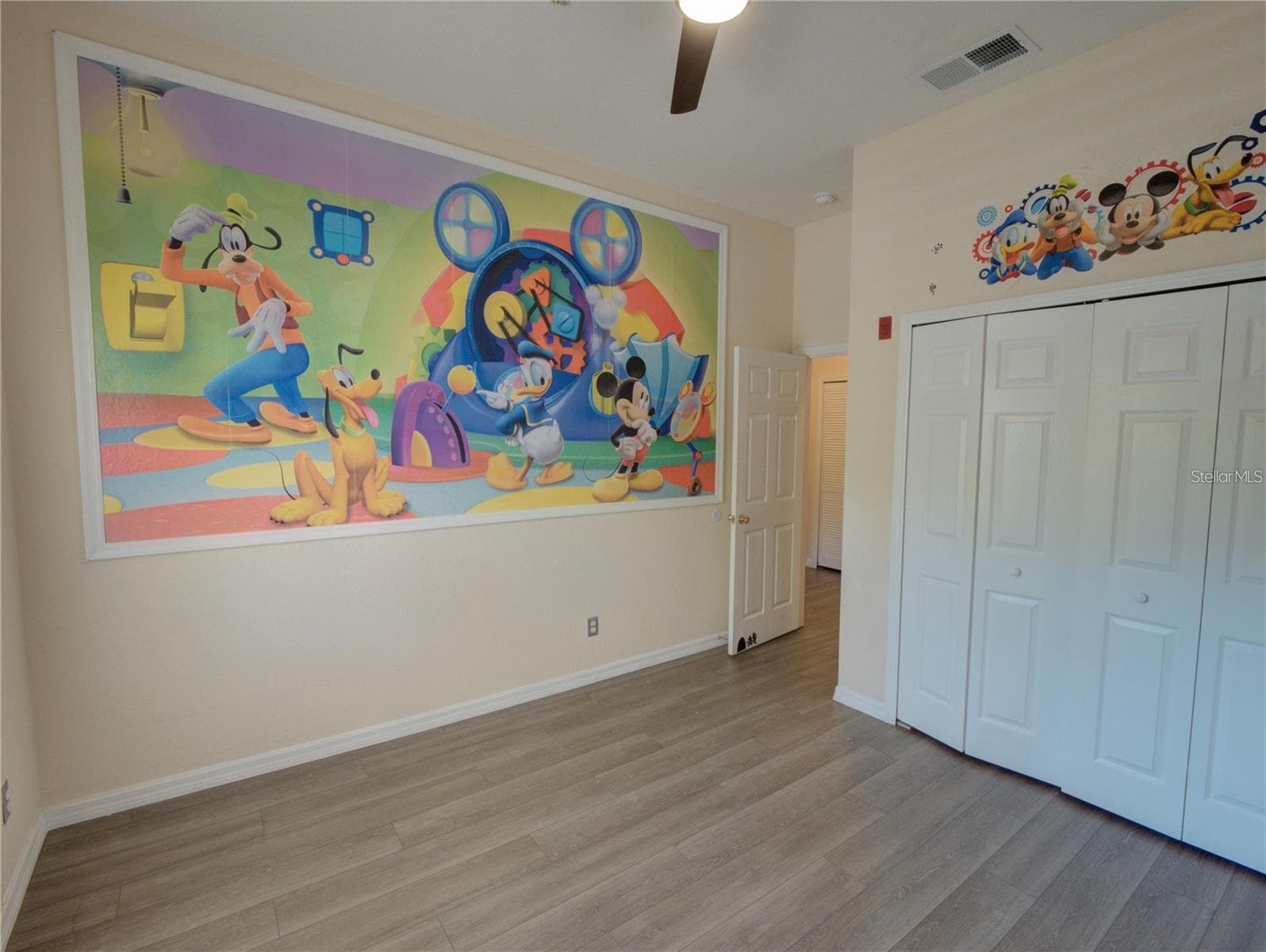 709 LUCAYA LOOP — photo 18 of 29
