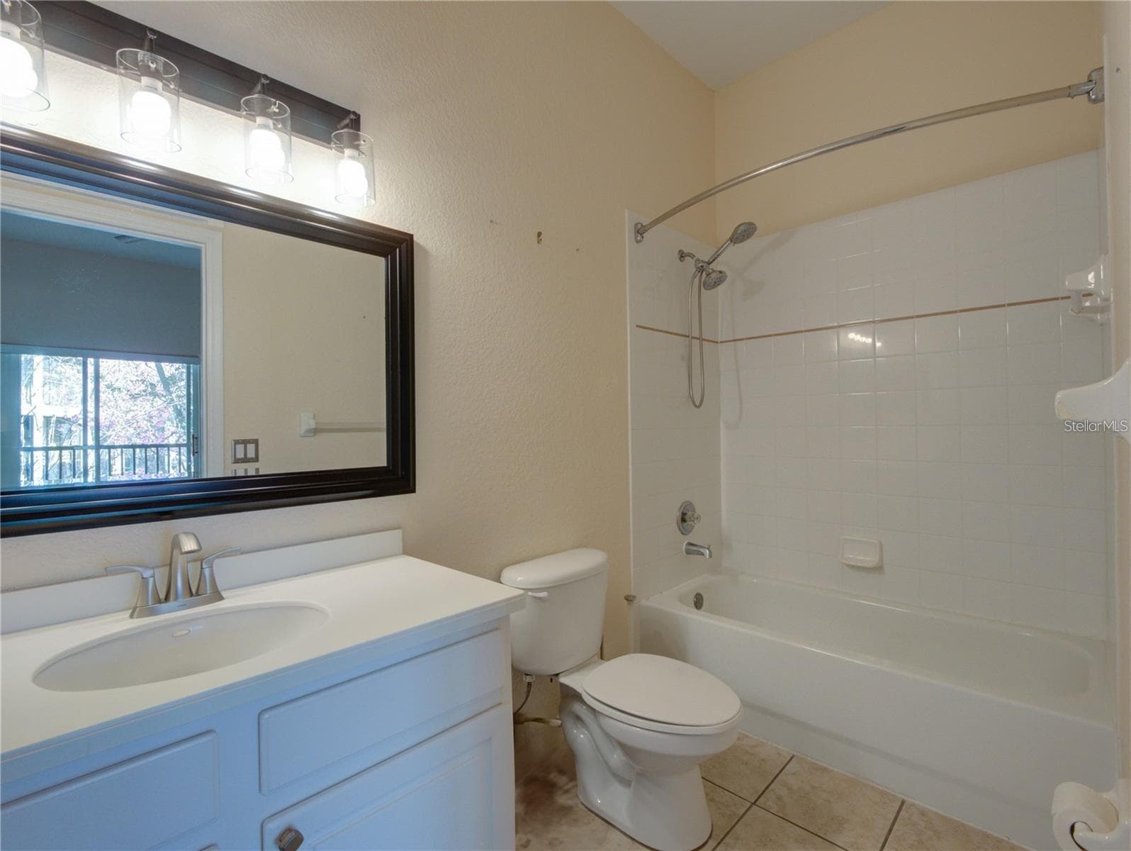 709 LUCAYA LOOP — photo 16 of 29