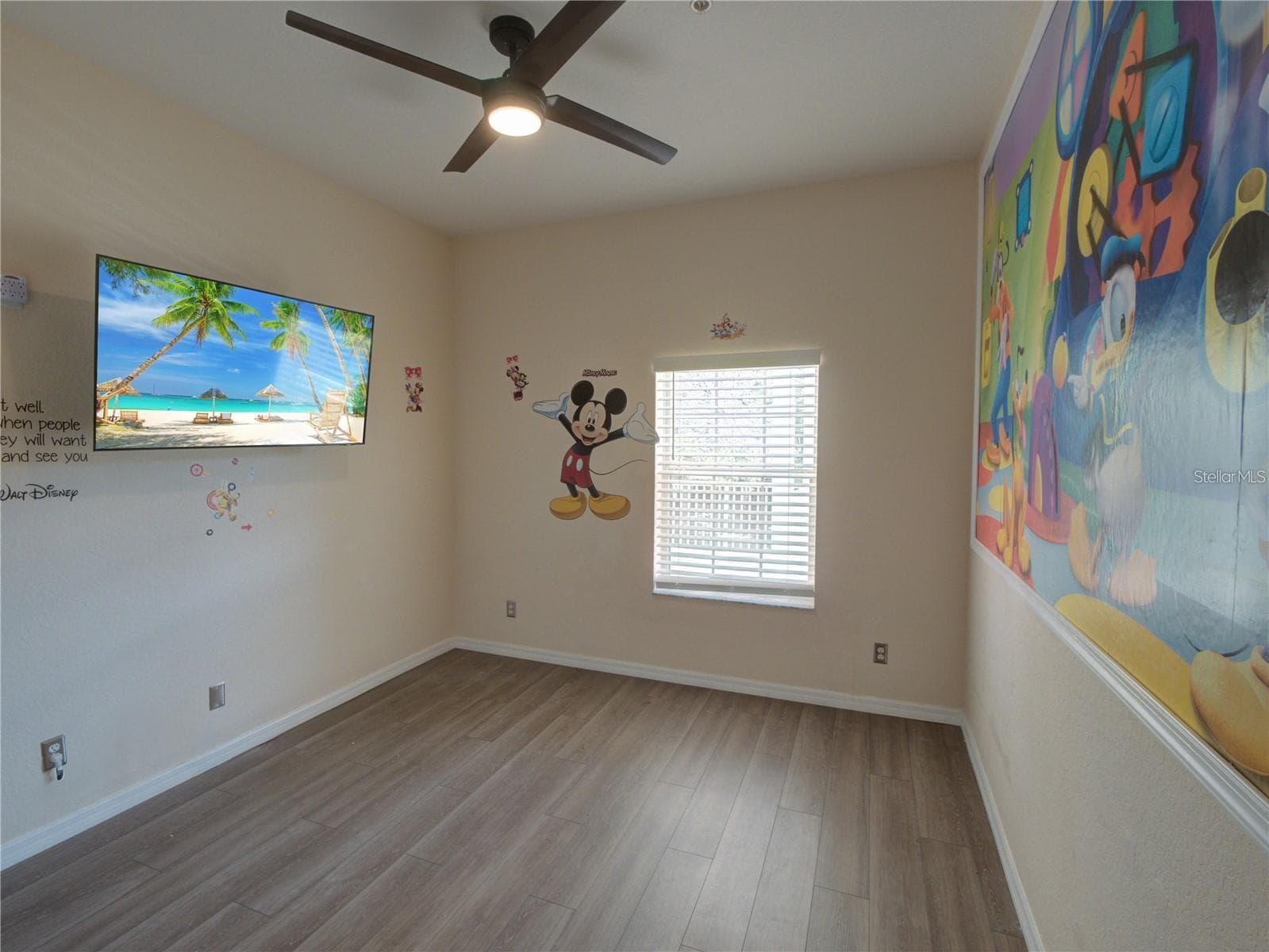 709 LUCAYA LOOP — photo 17 of 29
