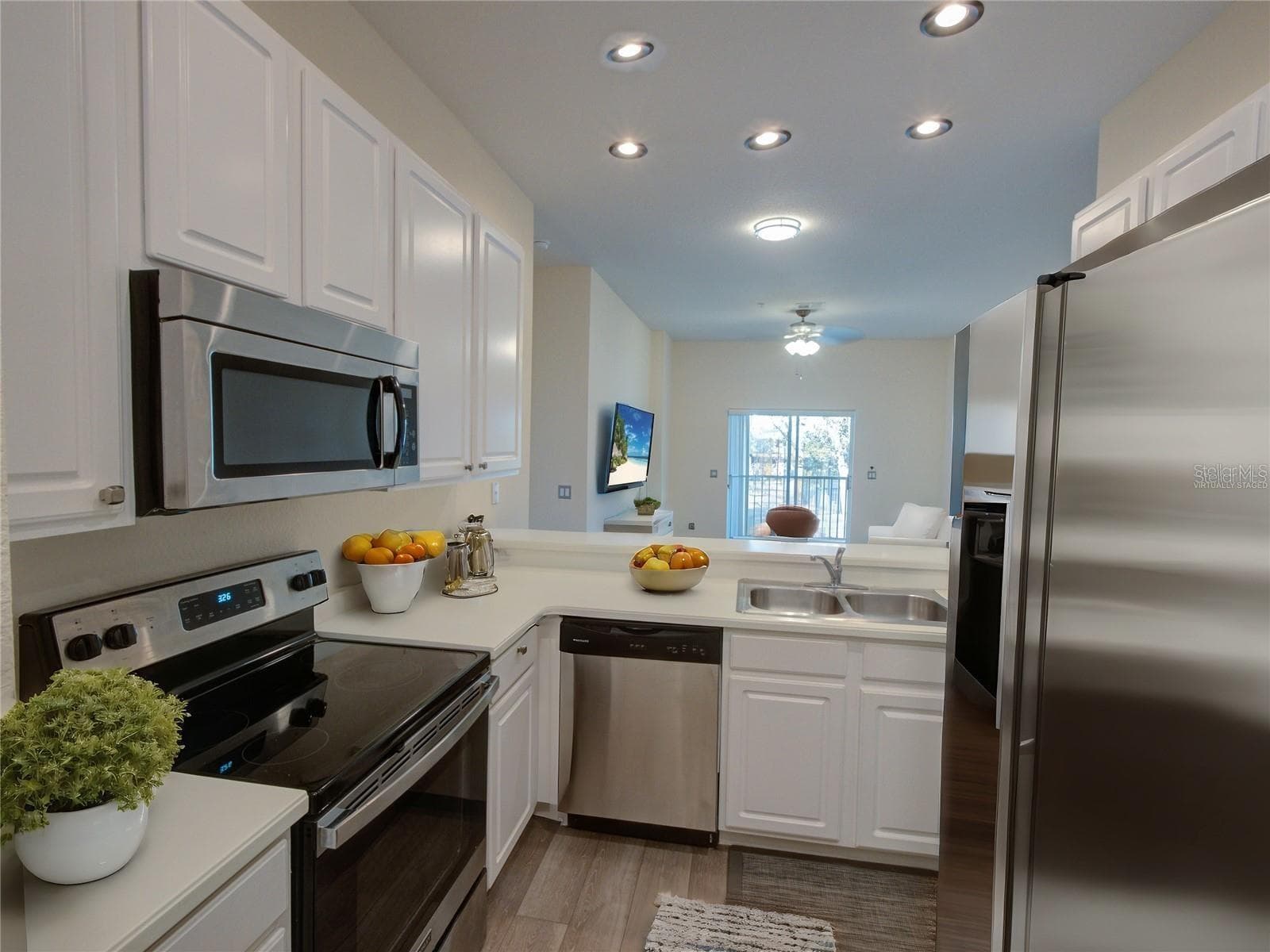709 LUCAYA LOOP — photo 5 of 29
