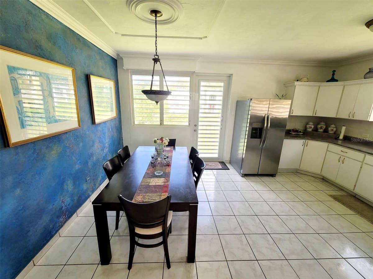 8C CLAVEL ST. — photo 20 of 24