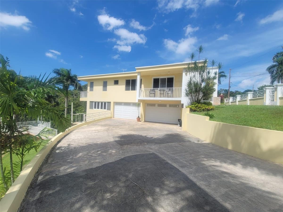 8C CLAVEL ST. — photo 1 of 24