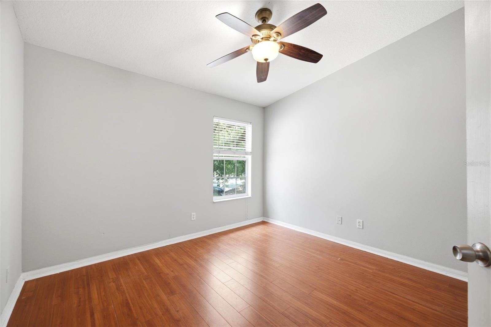 5016 BRIDGEWAY LANE — photo 28 of 39