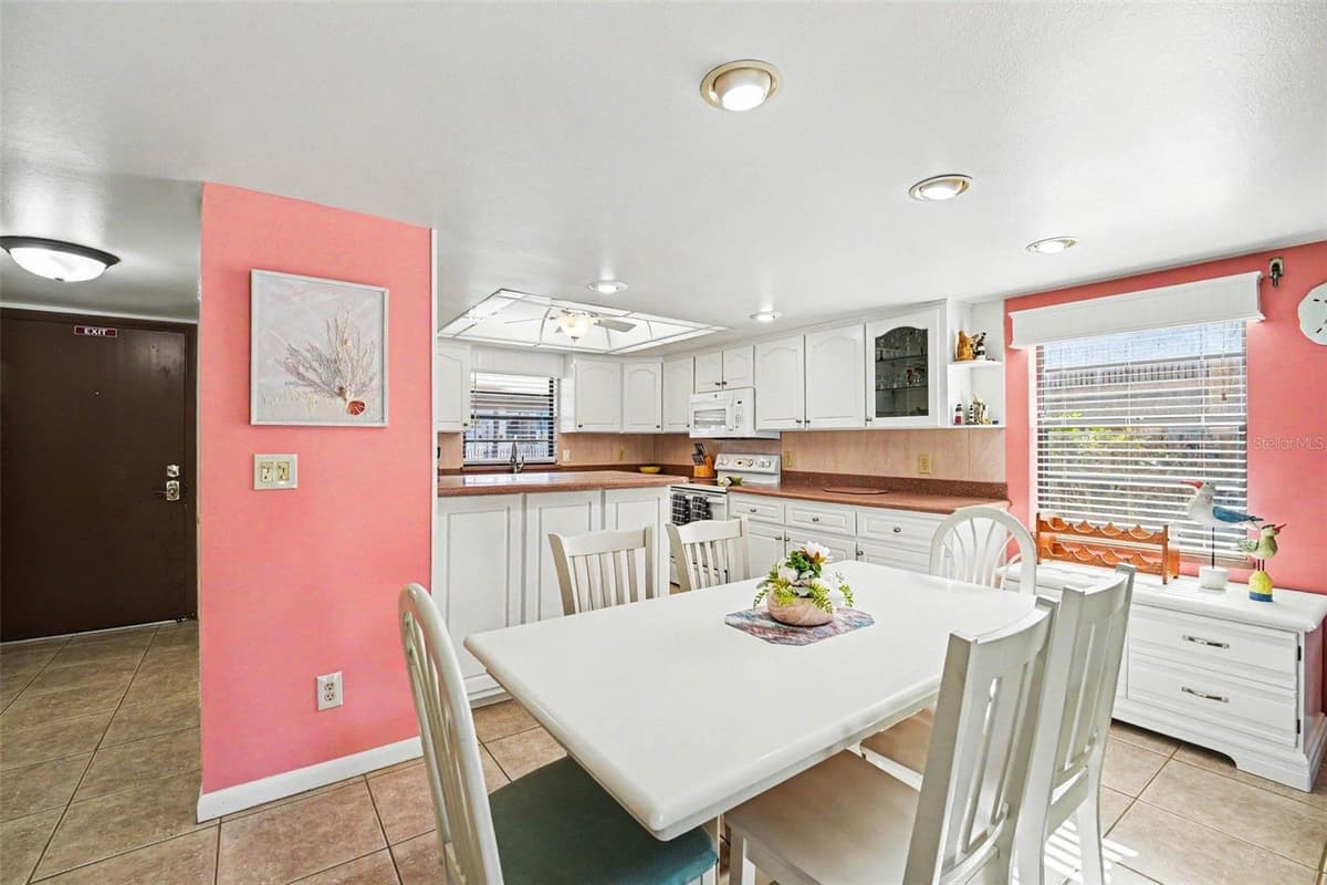 5200 OCEAN BEACH BOULEVARD — photo 14 of 32