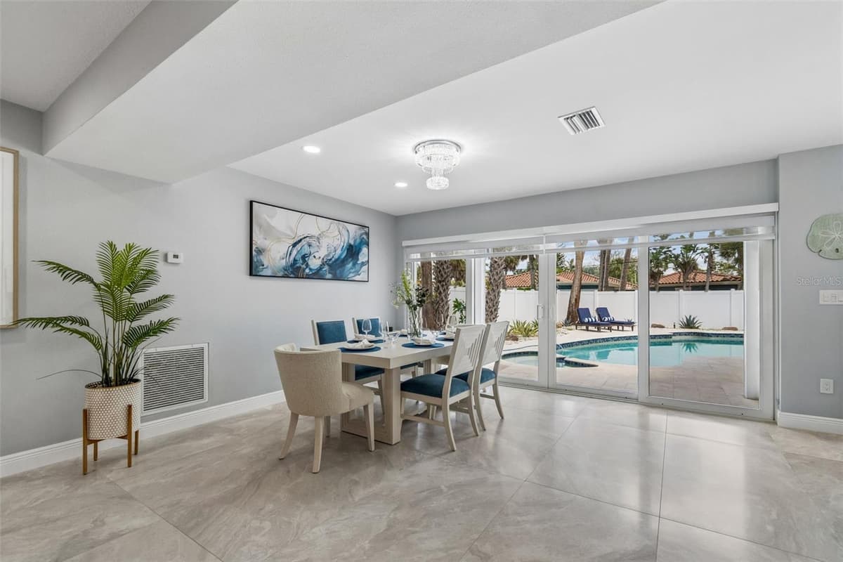 933 ELDORADO AVENUE — photo 8 of 100