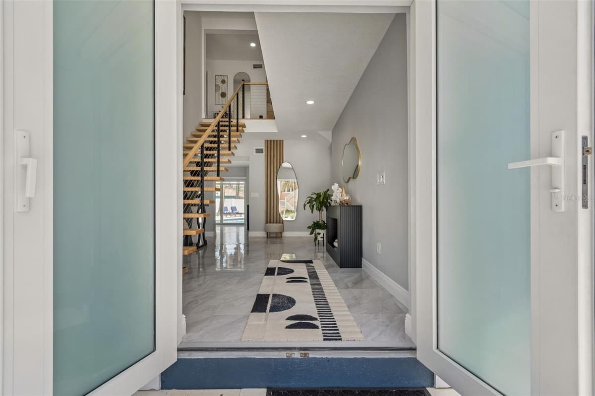 933 ELDORADO AVENUE — photo 4 of 100