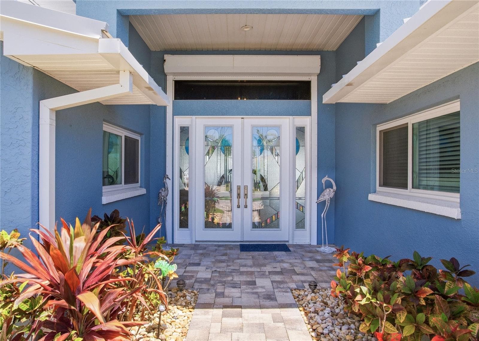 547 JOHNS PASS AVENUE — photo 4 of 85