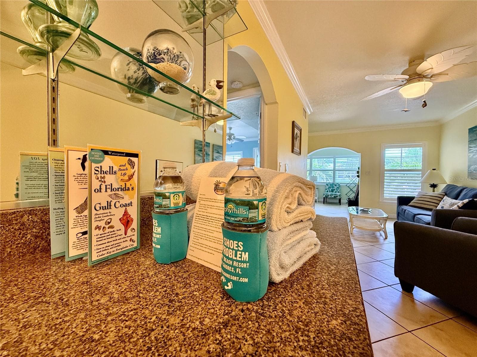 19417 GULF BOULEVARD — photo 10 of 45