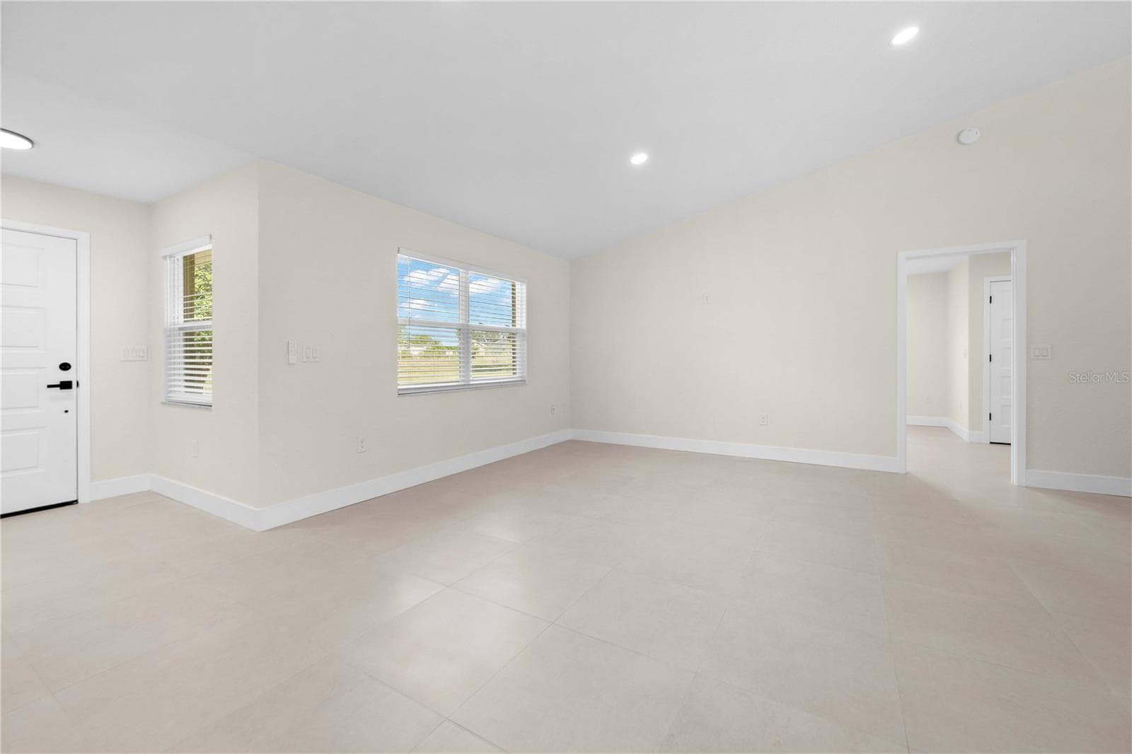 9086 GROVE ROAD — photo 20 of 31