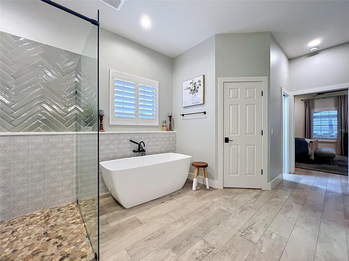 34449 PARKVIEW AVENUE — photo 48 of 96
