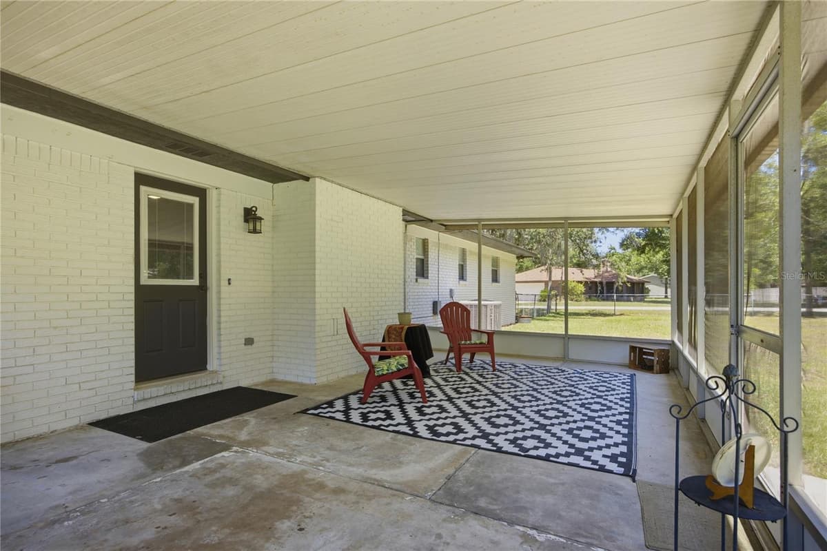 926 WOODLAWN STREET — photo 28 of 38