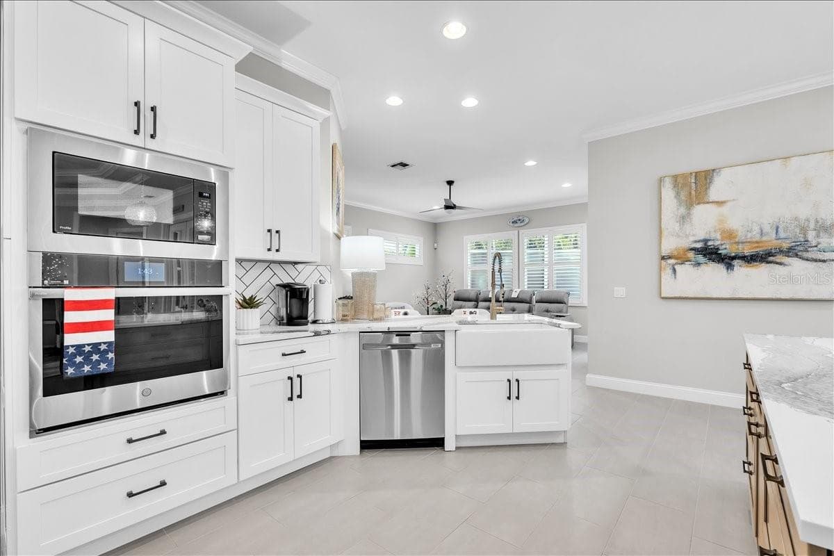 6050 TIDEWATER ISLAND CIRCLE — photo 14 of 56