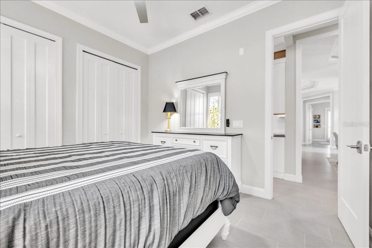 6050 TIDEWATER ISLAND CIRCLE — photo 34 of 56
