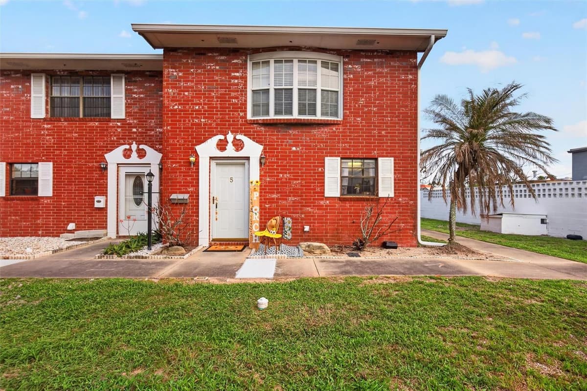 2250 PALMETTO AVENUE — photo 32 of 65