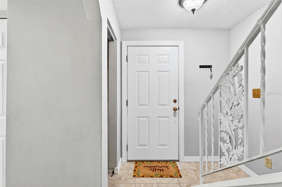 2250 PALMETTO AVENUE — photo 18 of 65