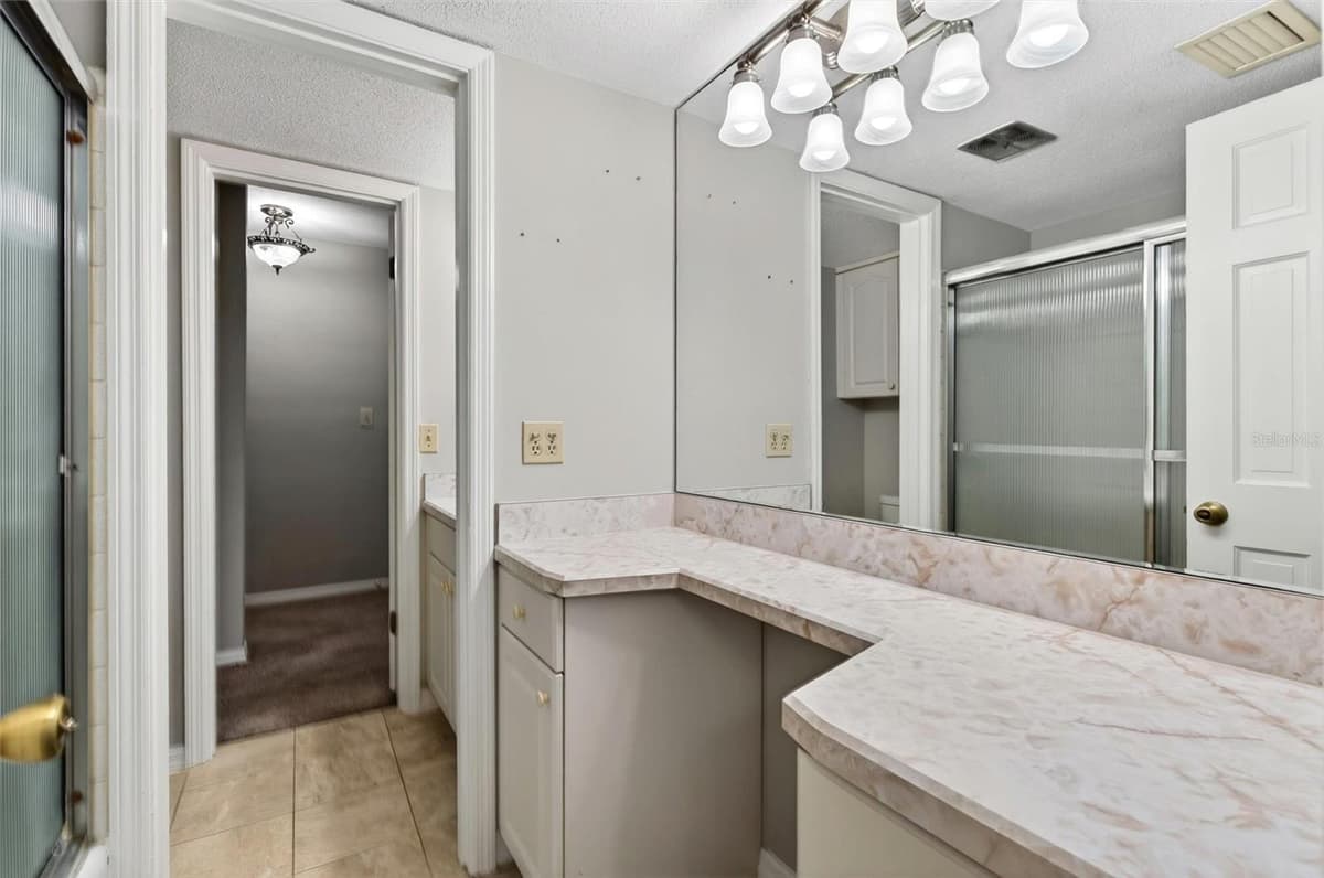 2250 PALMETTO AVENUE — photo 24 of 65