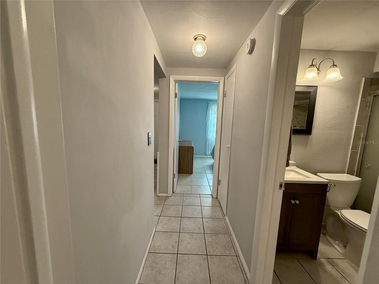 4303 SUMMERSUN DRIVE — photo 11 of 39