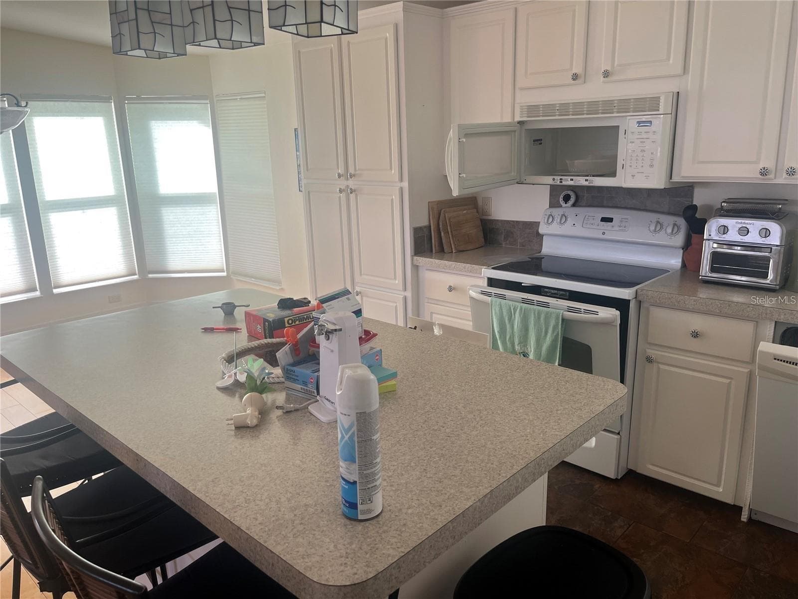 3364 GOLDA CIRCLE — photo 3 of 12