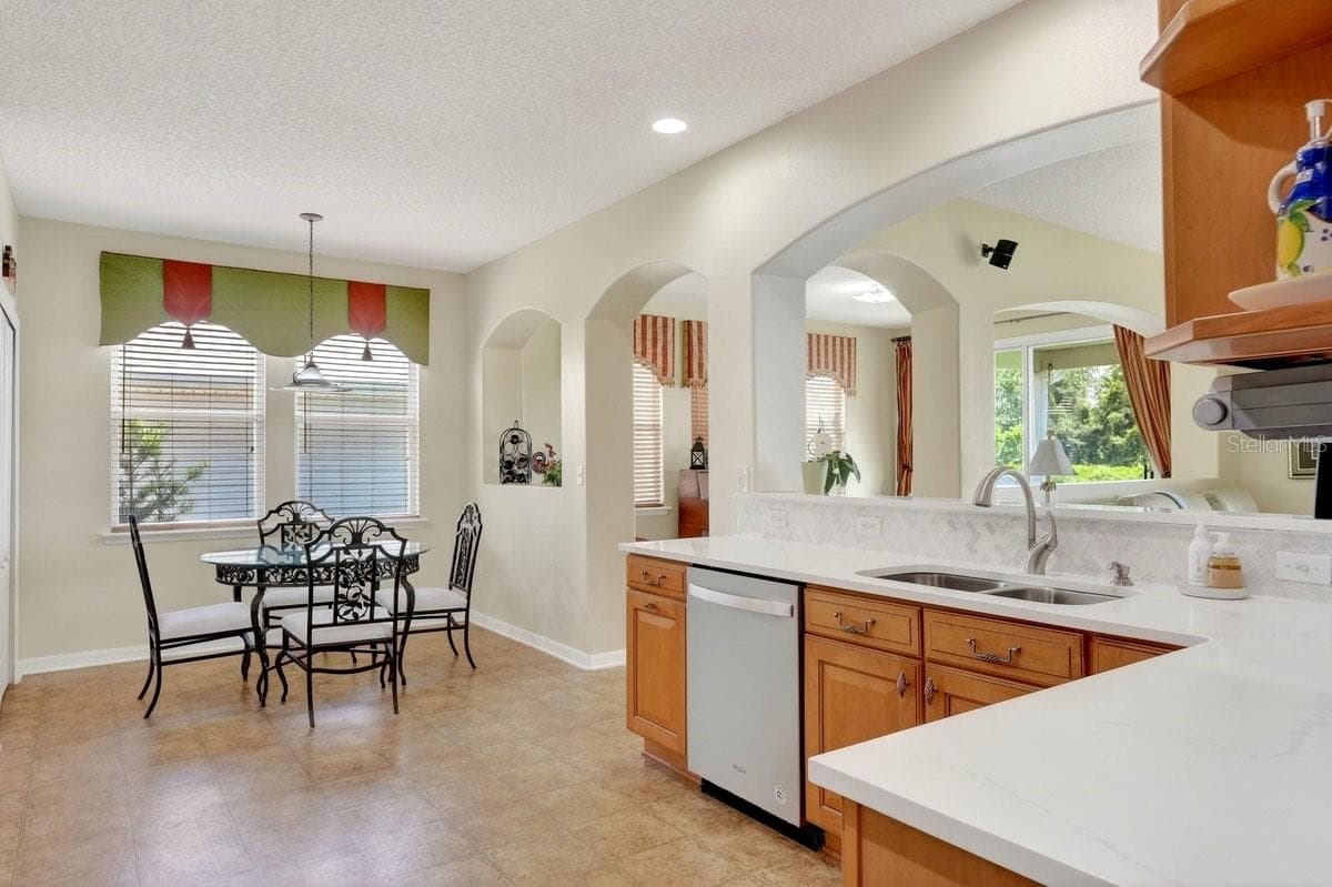 3016 TOWER OAKS DRIVE — photo 15 of 59