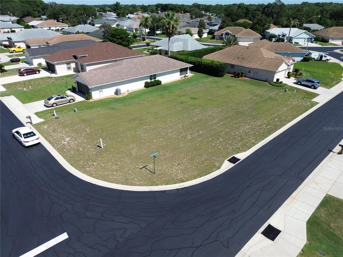 3756 KIWI COVE COURT — photo 2 of 6