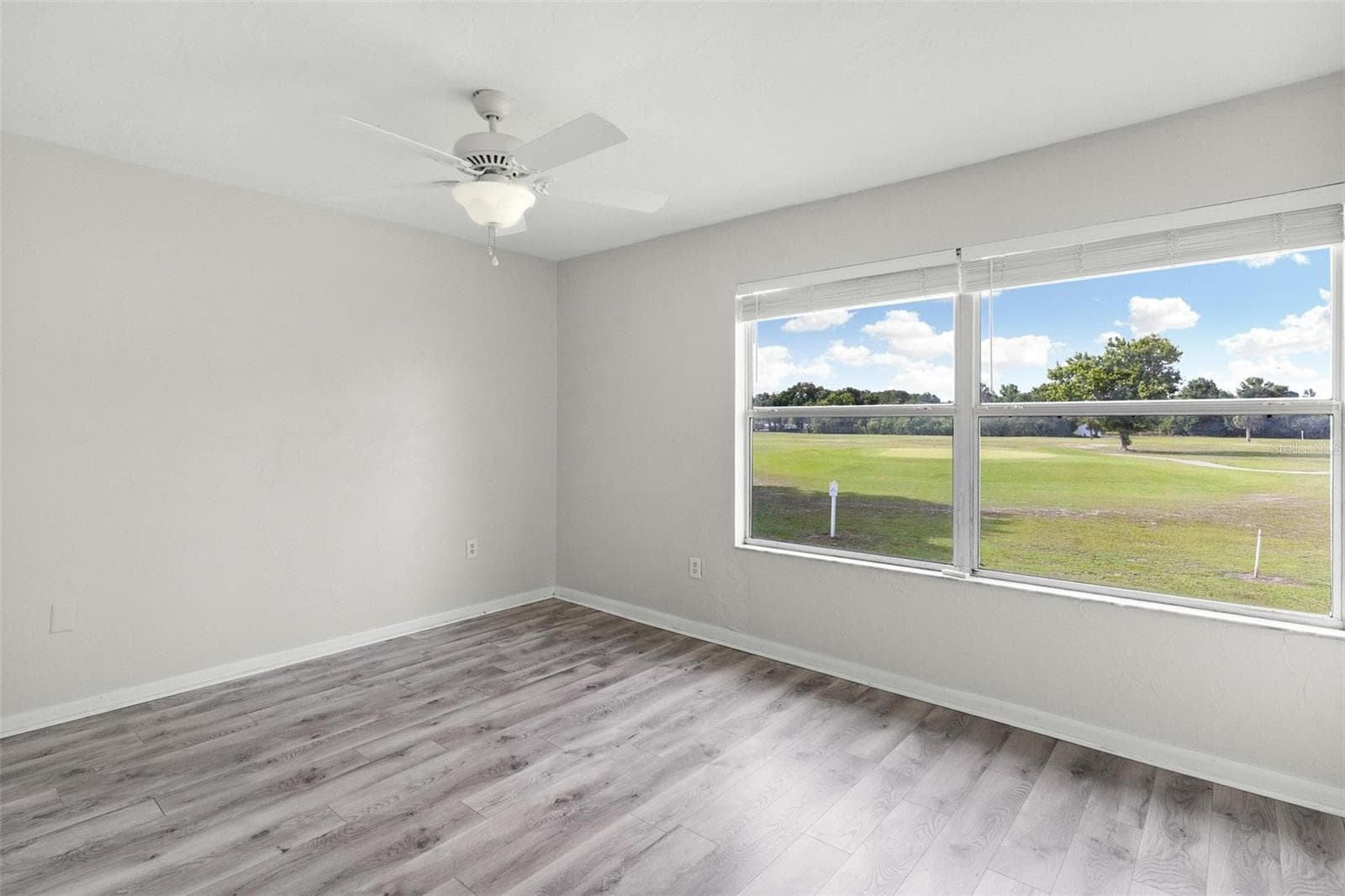 23202 SANDALWOOD DRIVE — photo 23 of 43