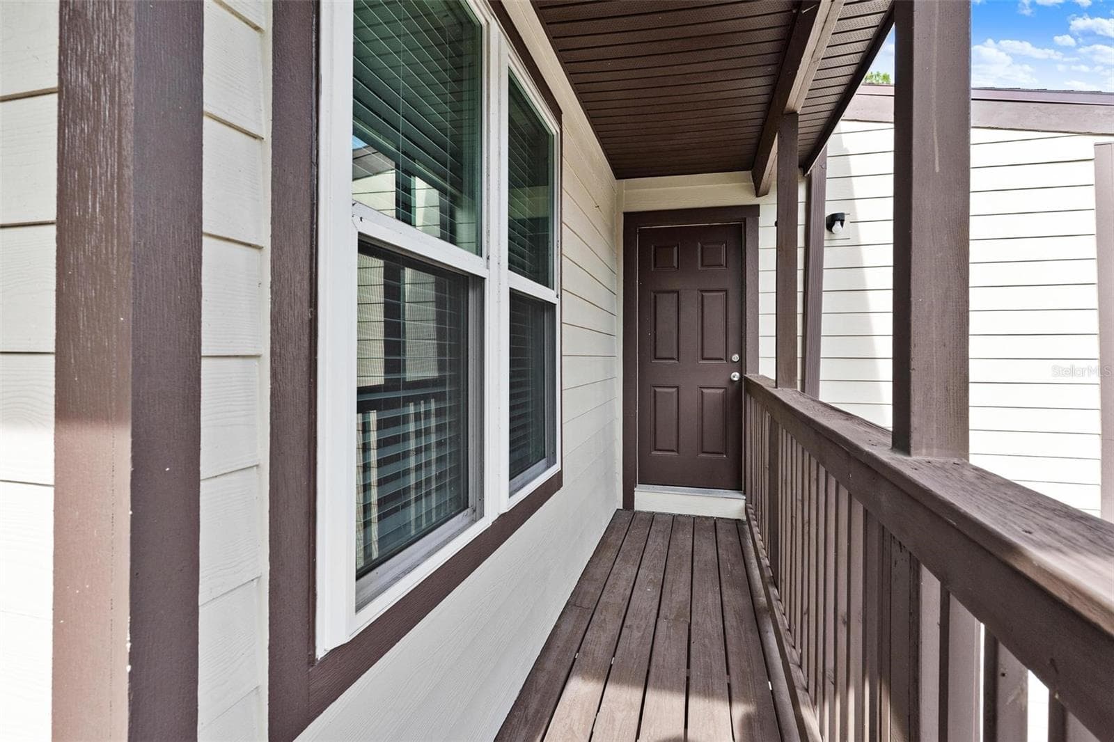 23202 SANDALWOOD DRIVE — photo 31 of 43
