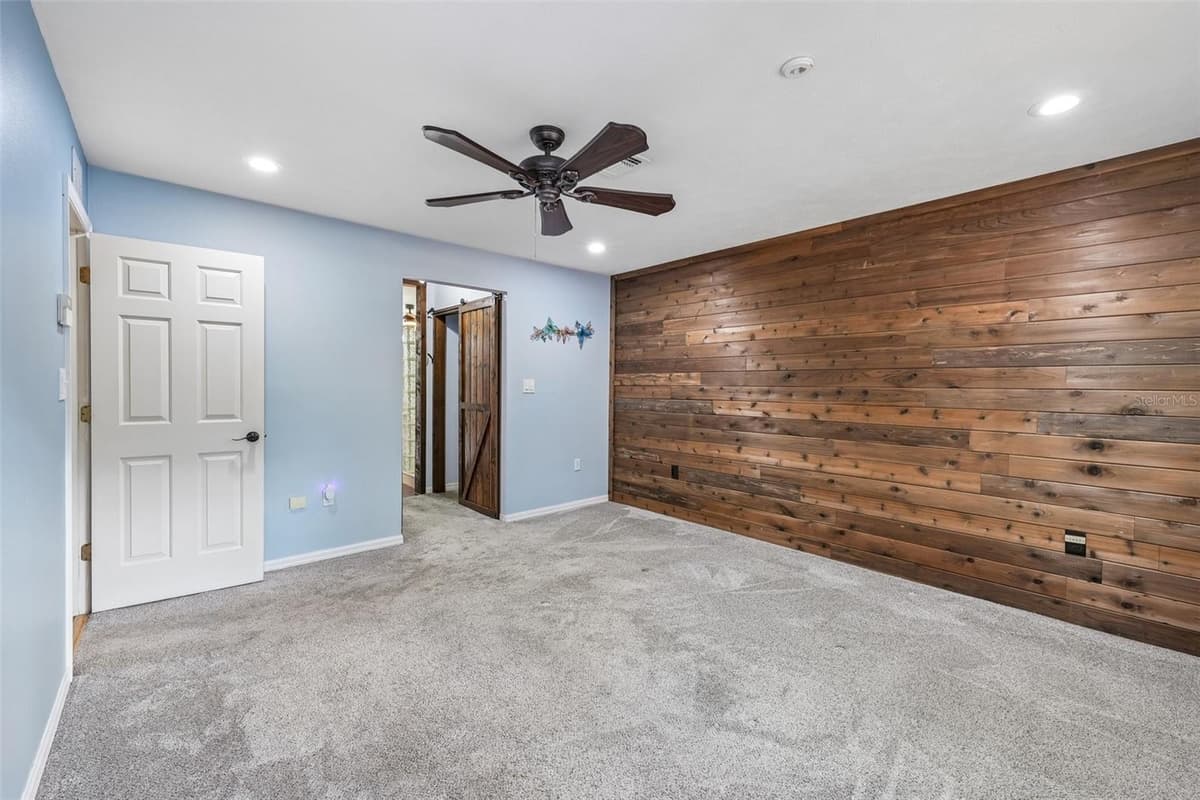 204 JEFFERSON DRIVE — photo 30 of 42
