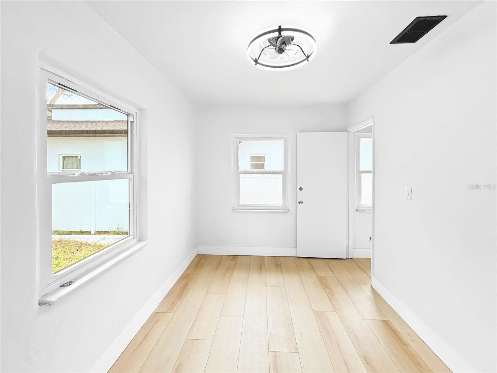 5021 9TH AVENUE — photo 15 of 24