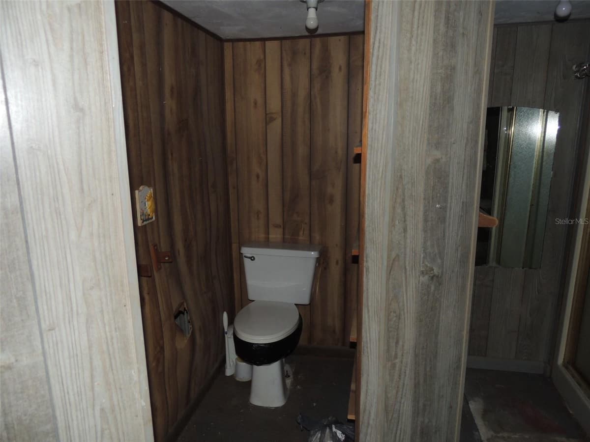 11351 32ND PLACE — photo 37 of 39