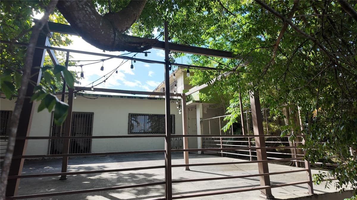 690 LOS NABORIAS STREET — photo 6 of 10