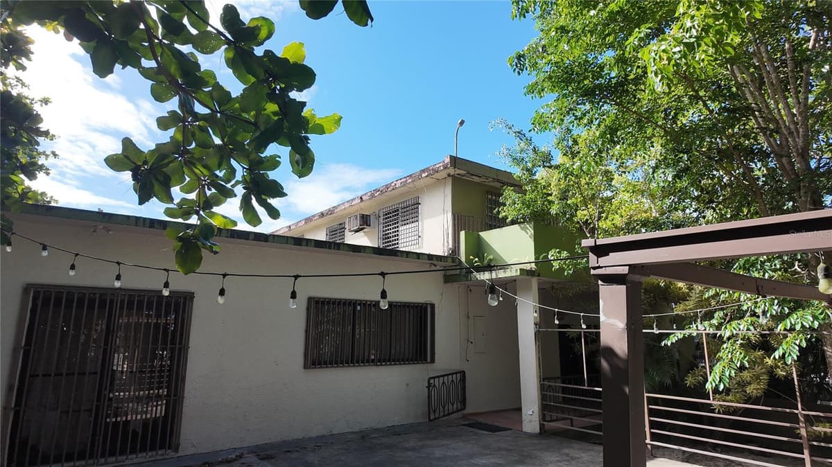 690 LOS NABORIAS STREET — photo 1 of 10