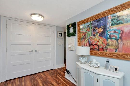 220 BELLEVIEW BOULEVARD — photo 4 of 37