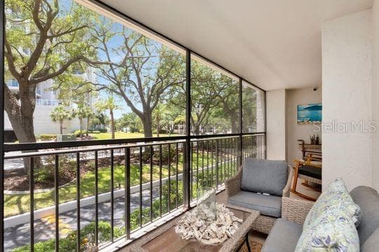 220 BELLEVIEW BOULEVARD — photo 26 of 37