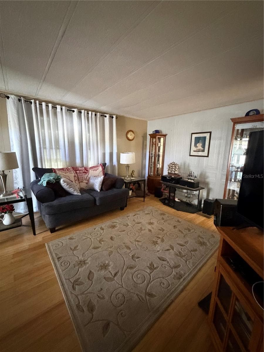 520 MARNIE CIRCLE — photo 16 of 32