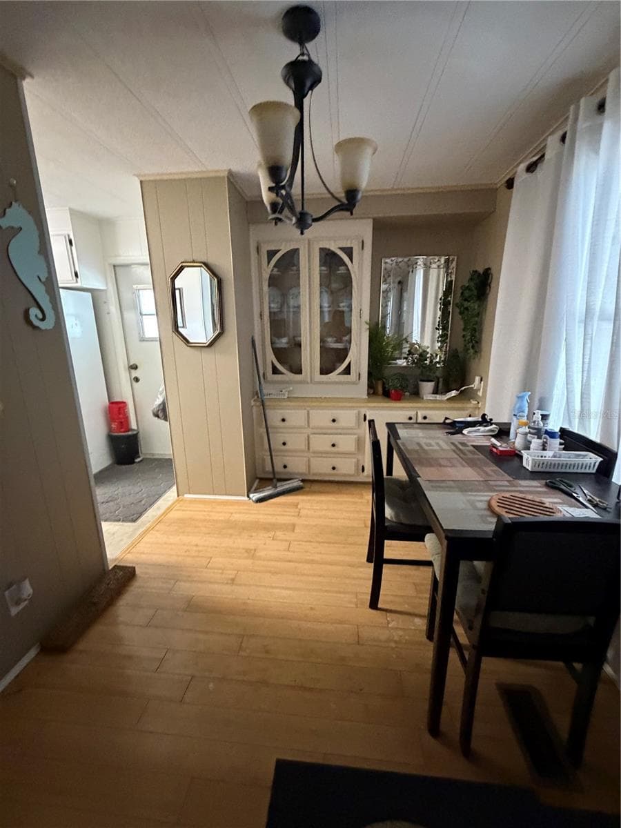 520 MARNIE CIRCLE — photo 14 of 32