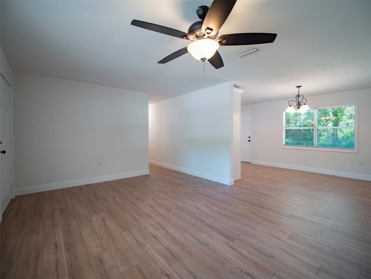 1408 6TH STREET — photo 3 of 24