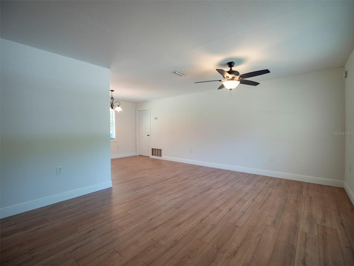 1408 6TH STREET — photo 4 of 24