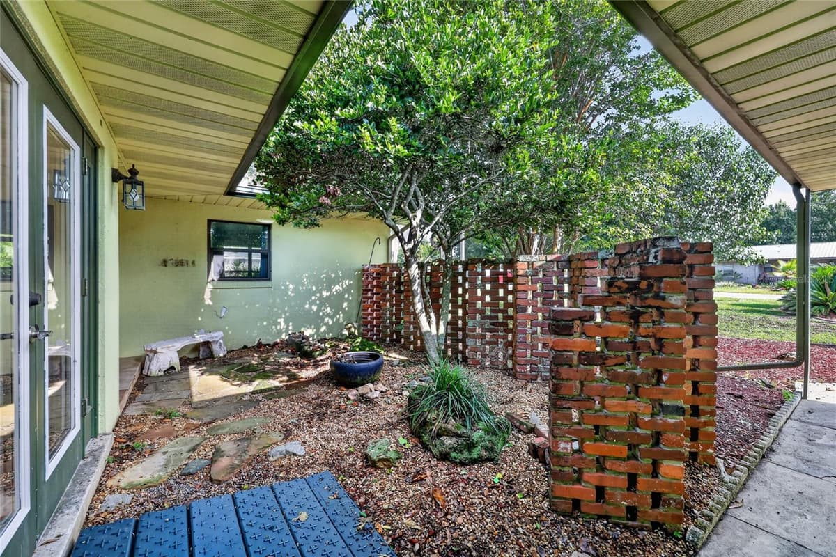 5216 SYDNEY ROAD — photo 6 of 68